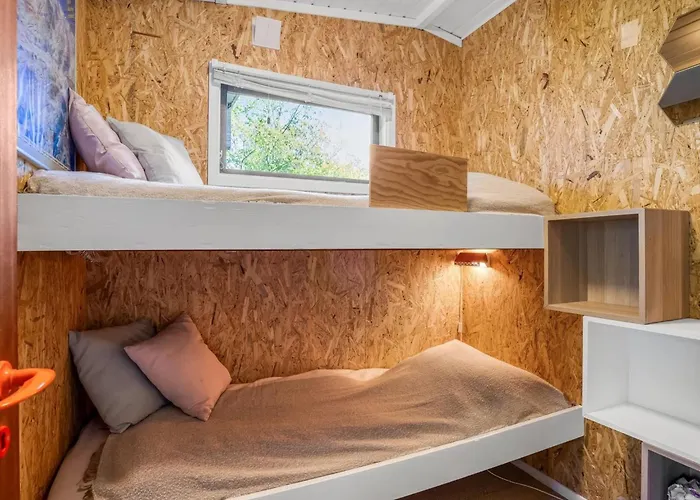 Bene - From The Sea By Interhome * Hals